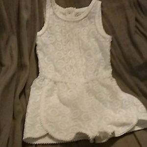 GENUINE KIDS by OSHKOSH White lace romper 2T